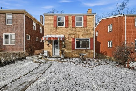 Photo of 7210 Raymond St, Pittsburgh, PA 15218 (MLS # 1737454)