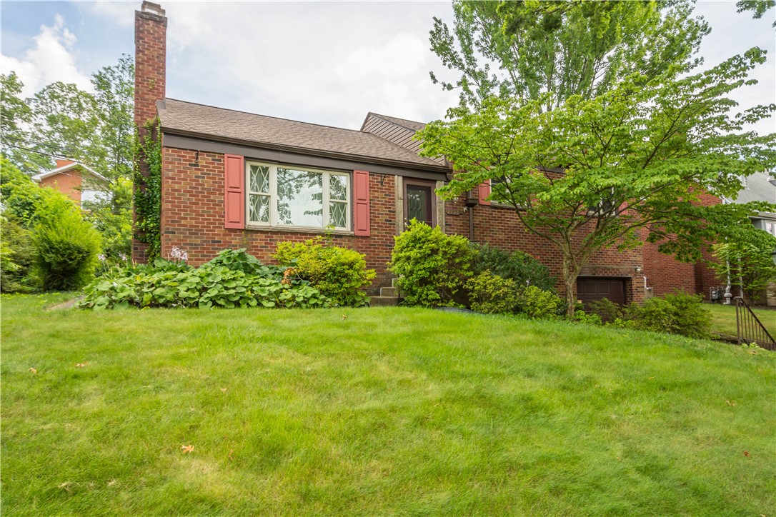 1221 Arrowood Drive