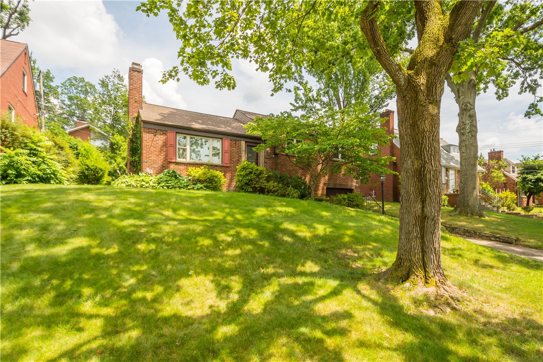 1221 Arrowood Drive