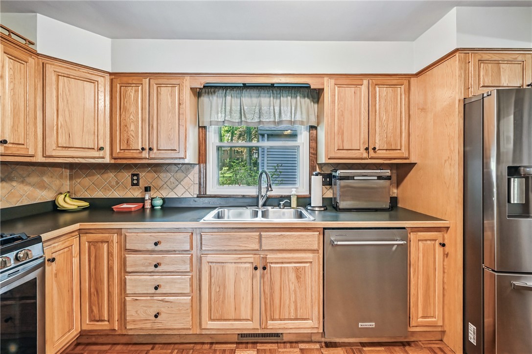 4665 Scott Dr Dr, Hermitage, Pennsylvania image 17