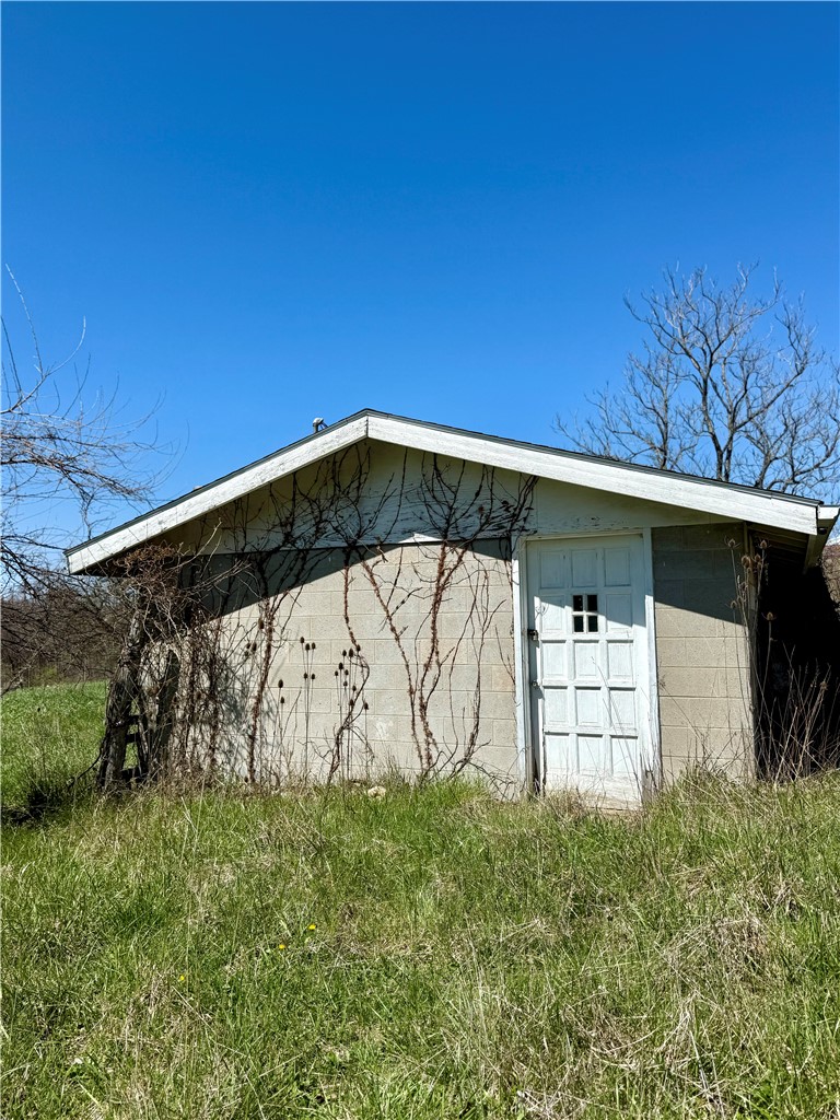 118 Hill Farm Rd