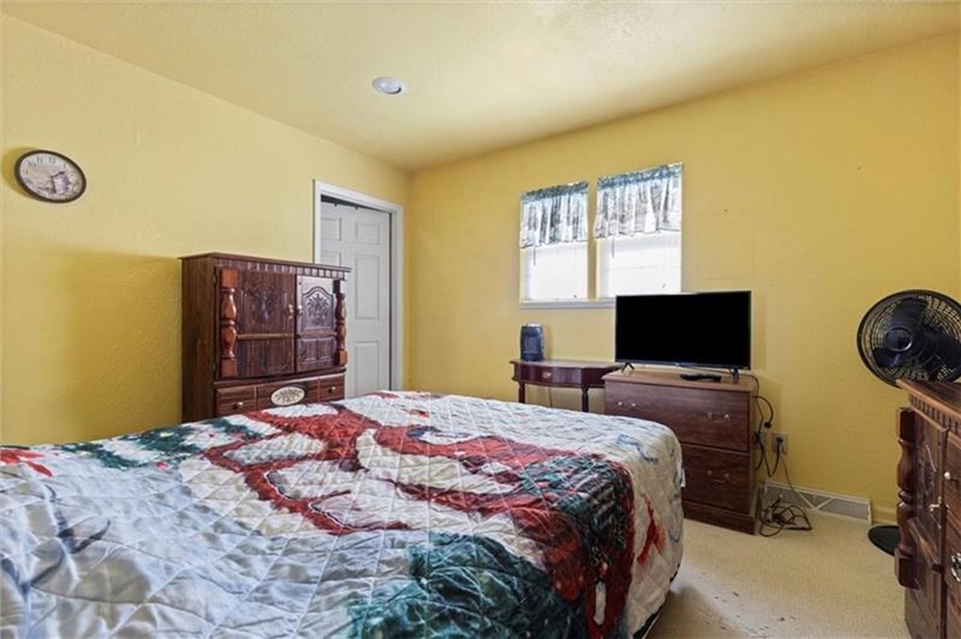 248 E Pike Street St, Houston, Pennsylvania image 18