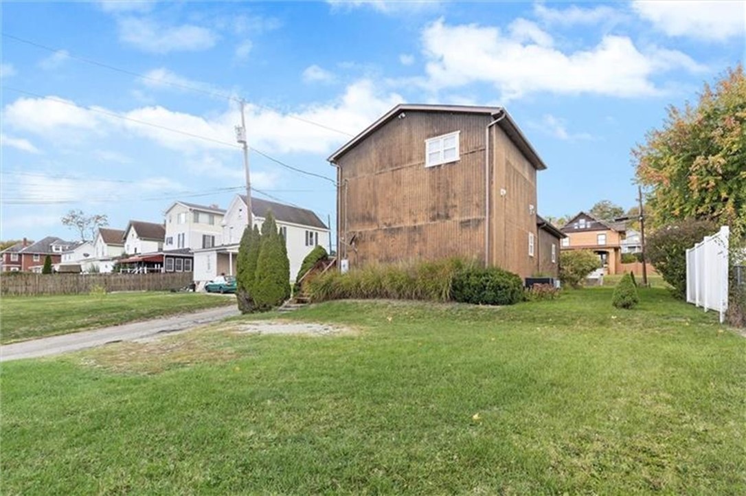 248 E Pike Street St, Houston, Pennsylvania image 35
