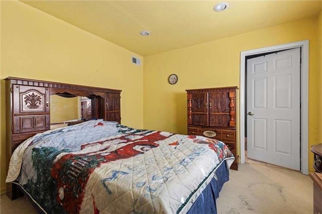 248 E Pike Street St, Houston, Pennsylvania image 20