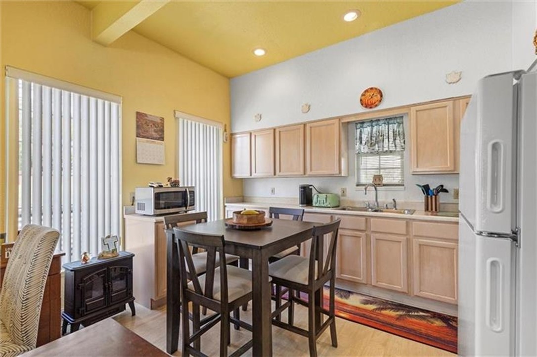 248 E Pike Street St, Houston, Pennsylvania image 6