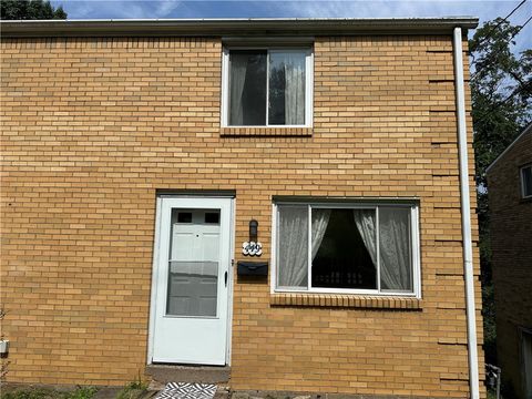 Photo of 449 Hochberg Rd, Pittsburgh, PA 15235 (MLS # 1763251)