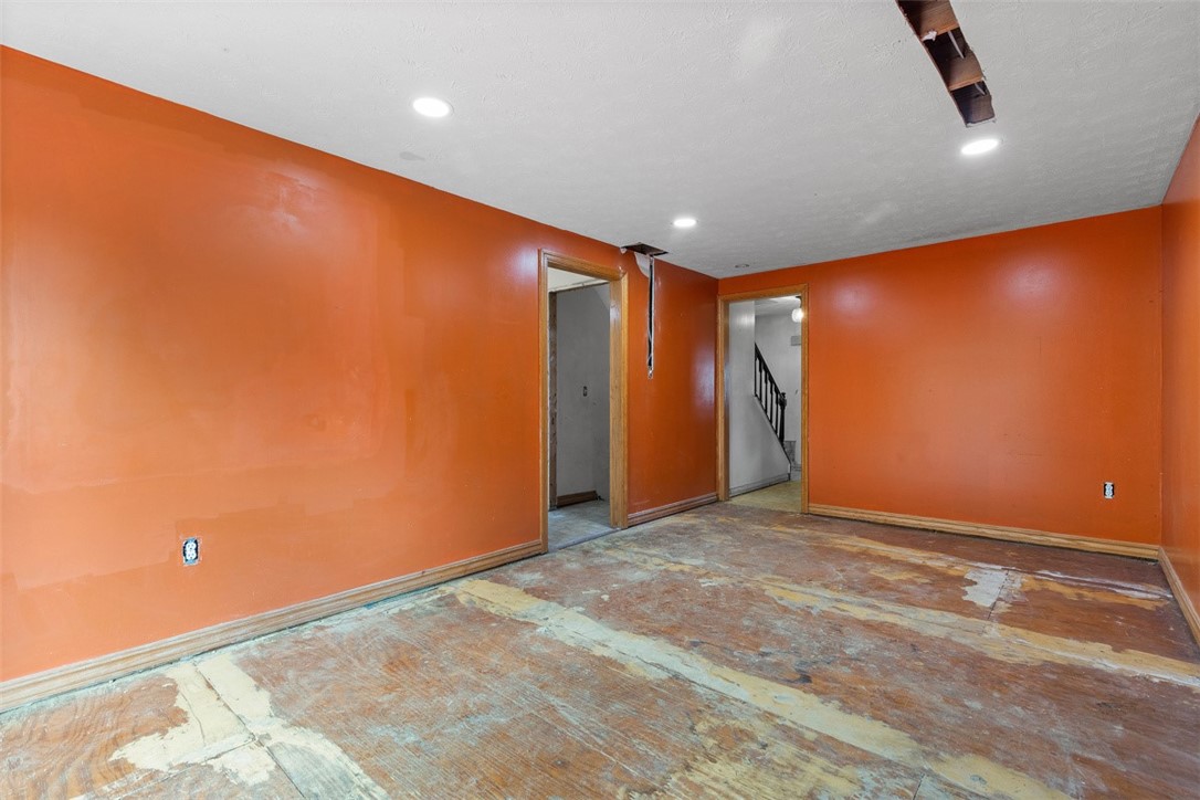 208 Lochinver Drive