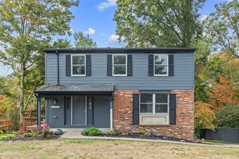 208 Lochinver Drive Moon/Crescent Twp PA 15108