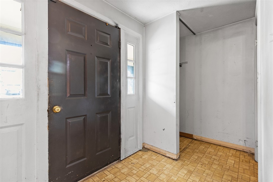208 Lochinver Drive