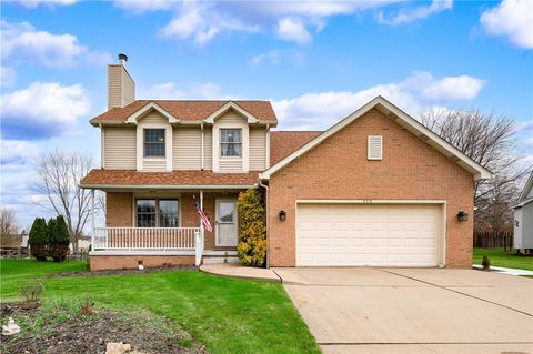 Photo of 309 Quail Ridge Ct, Gibsonia, PA 15044 (MLS # 1747181)