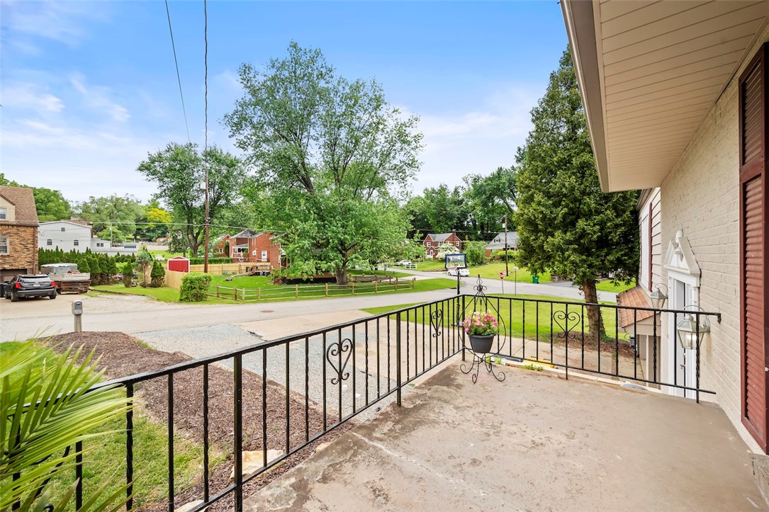 3416 Sterling Dr Dr, Bethel Park, Pennsylvania image 11