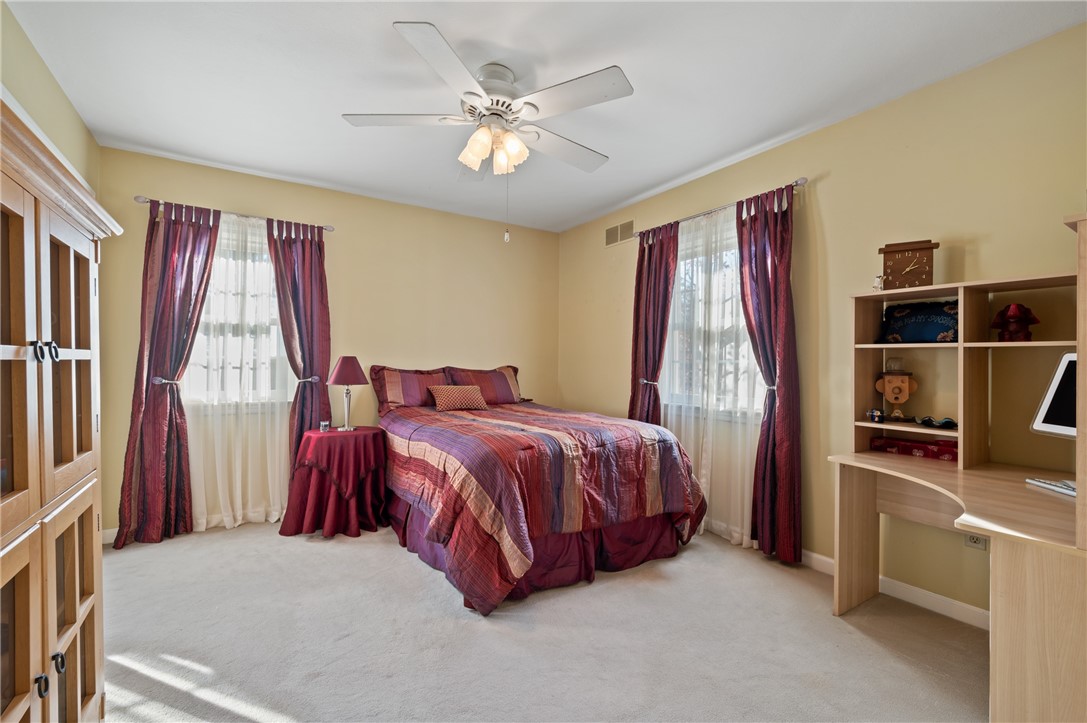 Pine Twp, Pennsylvania 15044, United States, 4 Bedrooms Bedrooms, ,3 BathroomsBathrooms,Residential,Active,242265