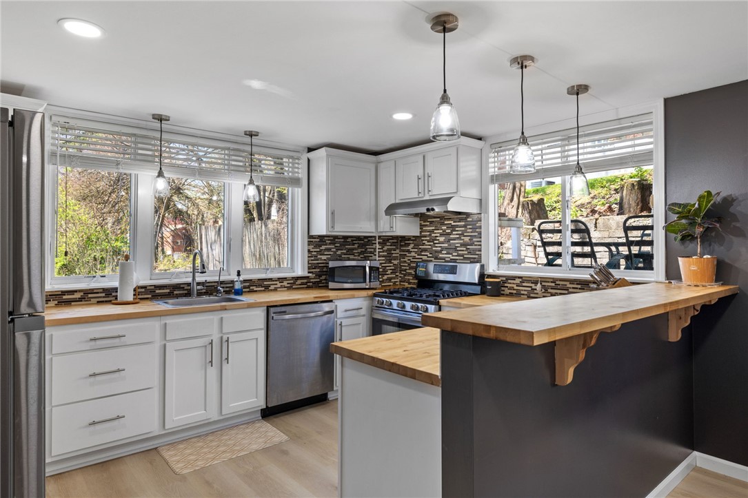 4014 Meadowbrook Blvd, Brentwood, Pennsylvania image 14