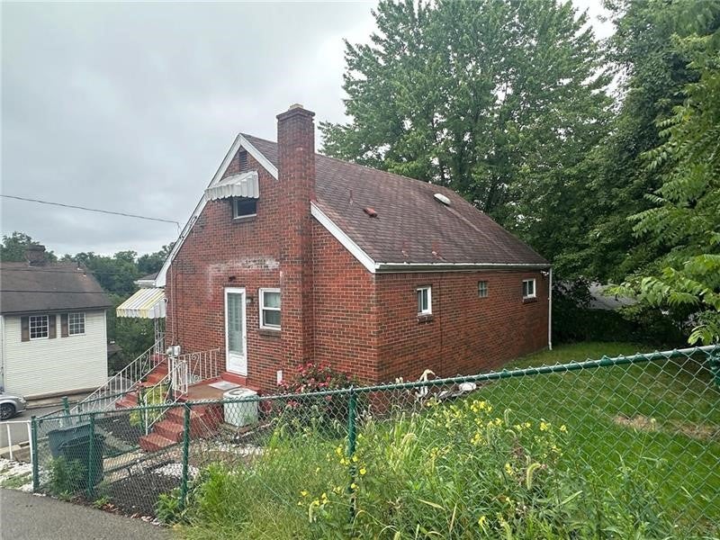 2618 Fayette Street