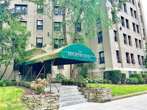 Photo for 372 S Highland Ave 208