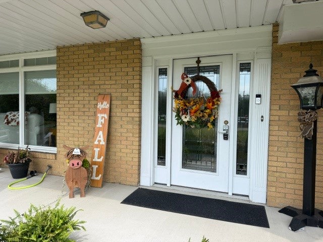 3453 Ellwood Rd
