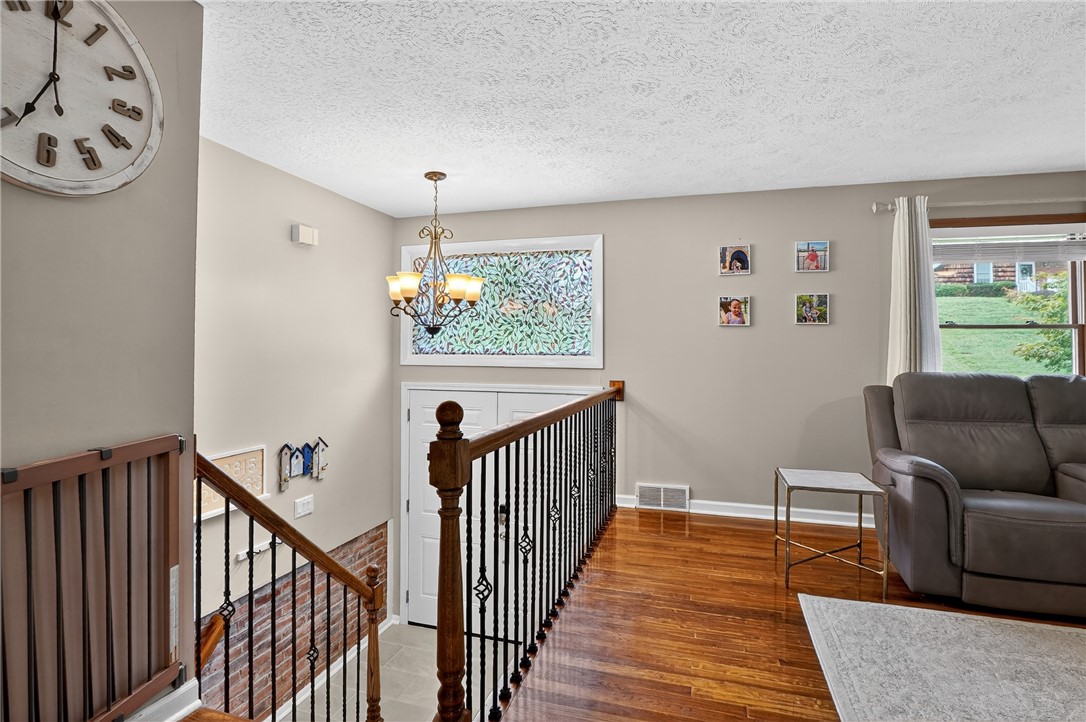 134 N Jamestown Rd