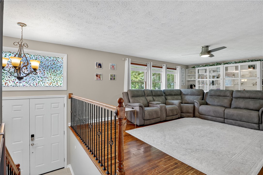 134 N Jamestown Rd