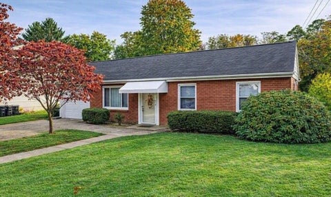 Homes For Sale - 110 Sunset Dr Dr<br/> Monroeville, PA 15146