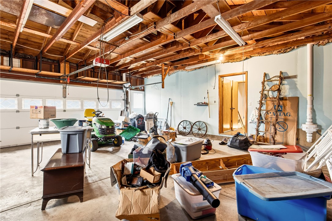 Somerset Twp, Pennsylvania 15541, United States, 3 Bedrooms Bedrooms, ,1 BathroomBathrooms,Residential,Active,231255