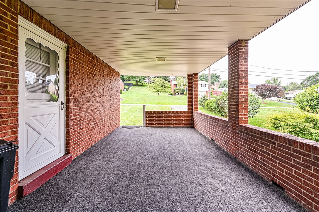 North Huntingdon, Pennsylvania 15642, United States, 4 Bedrooms Bedrooms, ,2 BathroomsBathrooms,Residential,Active,167883