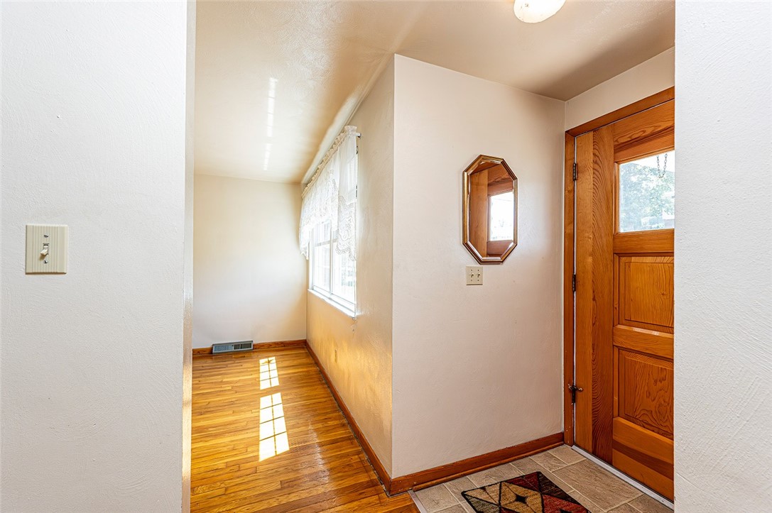 North Huntingdon, Pennsylvania 15642, United States, 4 Bedrooms Bedrooms, ,2 BathroomsBathrooms,Residential,Active,167883