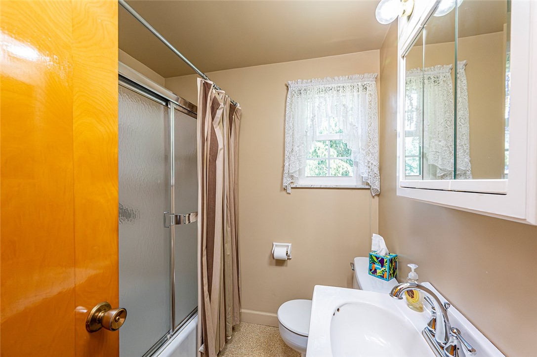 North Huntingdon, Pennsylvania 15642, United States, 4 Bedrooms Bedrooms, ,2 BathroomsBathrooms,Residential,Active,167883