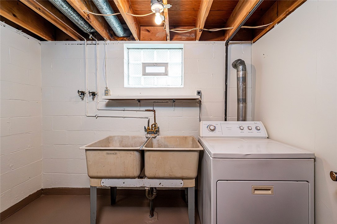 North Huntingdon, Pennsylvania 15642, United States, 4 Bedrooms Bedrooms, ,2 BathroomsBathrooms,Residential,Active,167883