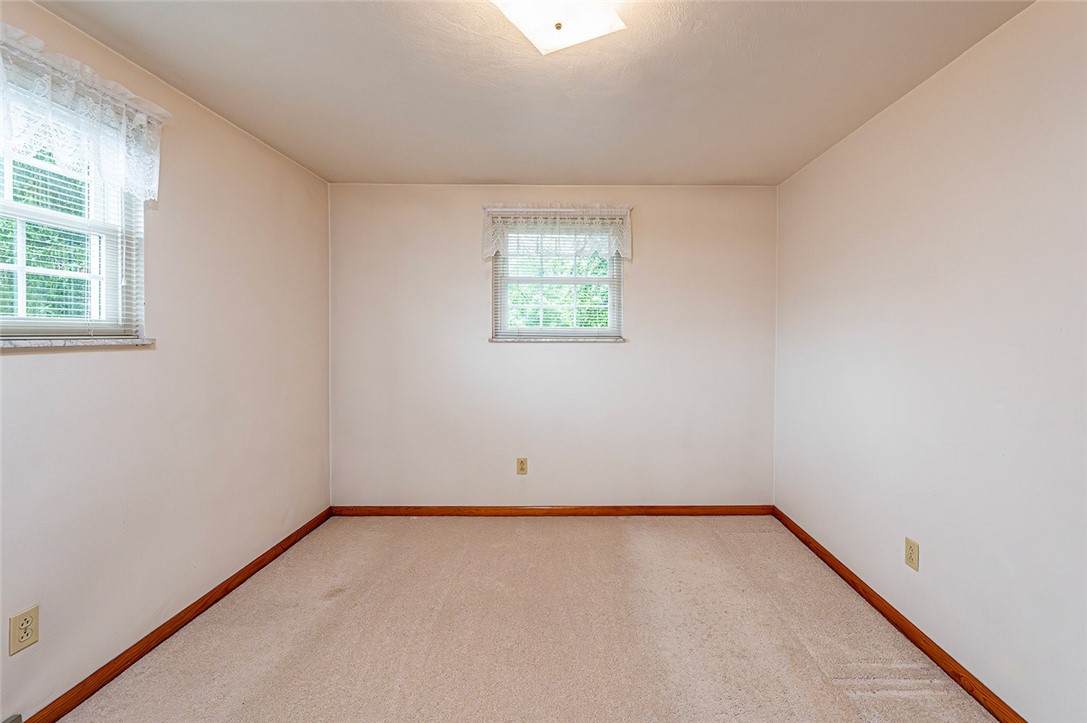 North Huntingdon, Pennsylvania 15642, United States, 4 Bedrooms Bedrooms, ,2 BathroomsBathrooms,Residential,Active,167883