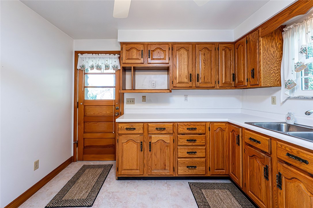 North Huntingdon, Pennsylvania 15642, United States, 4 Bedrooms Bedrooms, ,2 BathroomsBathrooms,Residential,Active,167883