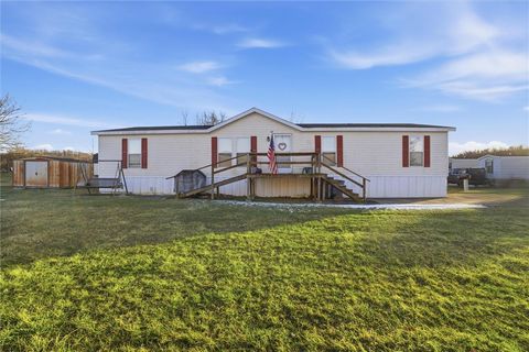 735 Galaxy Dr Rostraver PA 15089