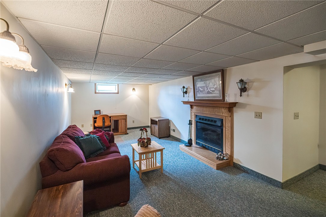 10324 N Park Dr, Lake City, Pennsylvania image 30