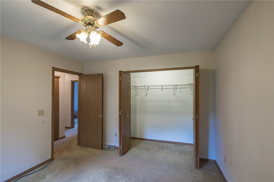 10324 N Park Dr, Lake City, Pennsylvania image 18