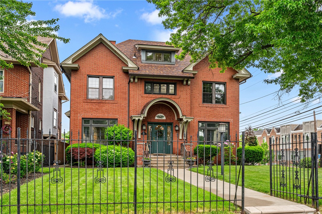 1363 Shady Avenue
