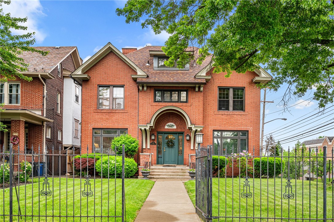 1363 Shady Avenue