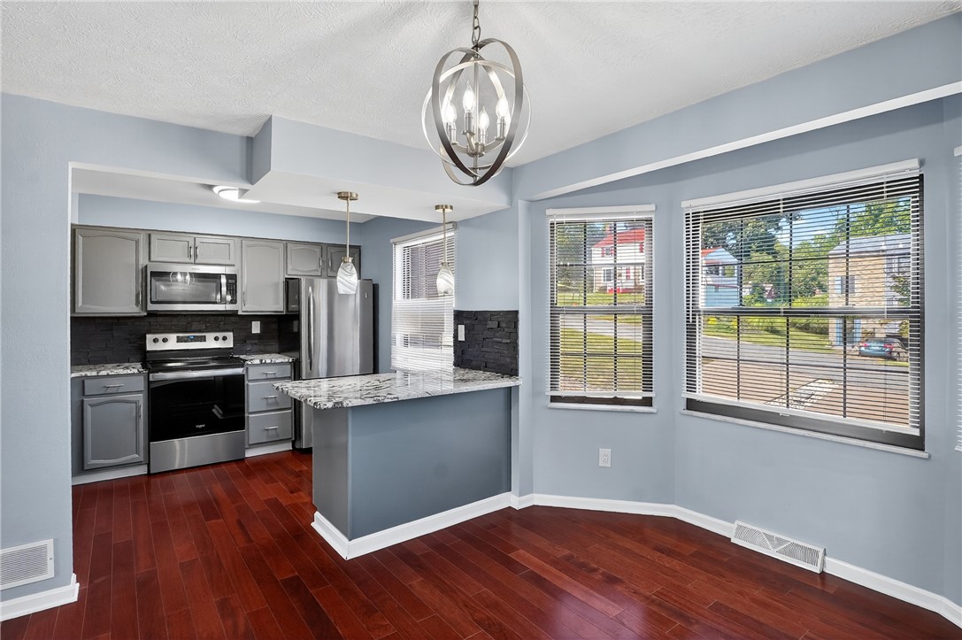 Whitehall, Pennsylvania 15236, United States, 3 Bedrooms Bedrooms, ,3 BathroomsBathrooms,Residential,Active,189557