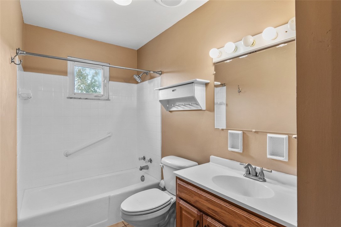 Delmont, Pennsylvania 15626, United States, 3 Bedrooms Bedrooms, ,2 BathroomsBathrooms,Residential,Active,234075