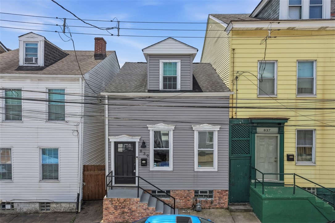 Photo 1 of 30 — 839 Tripoli St, East Allegheny, PA 15212