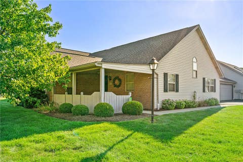 Photo for 115 Carriage Dr