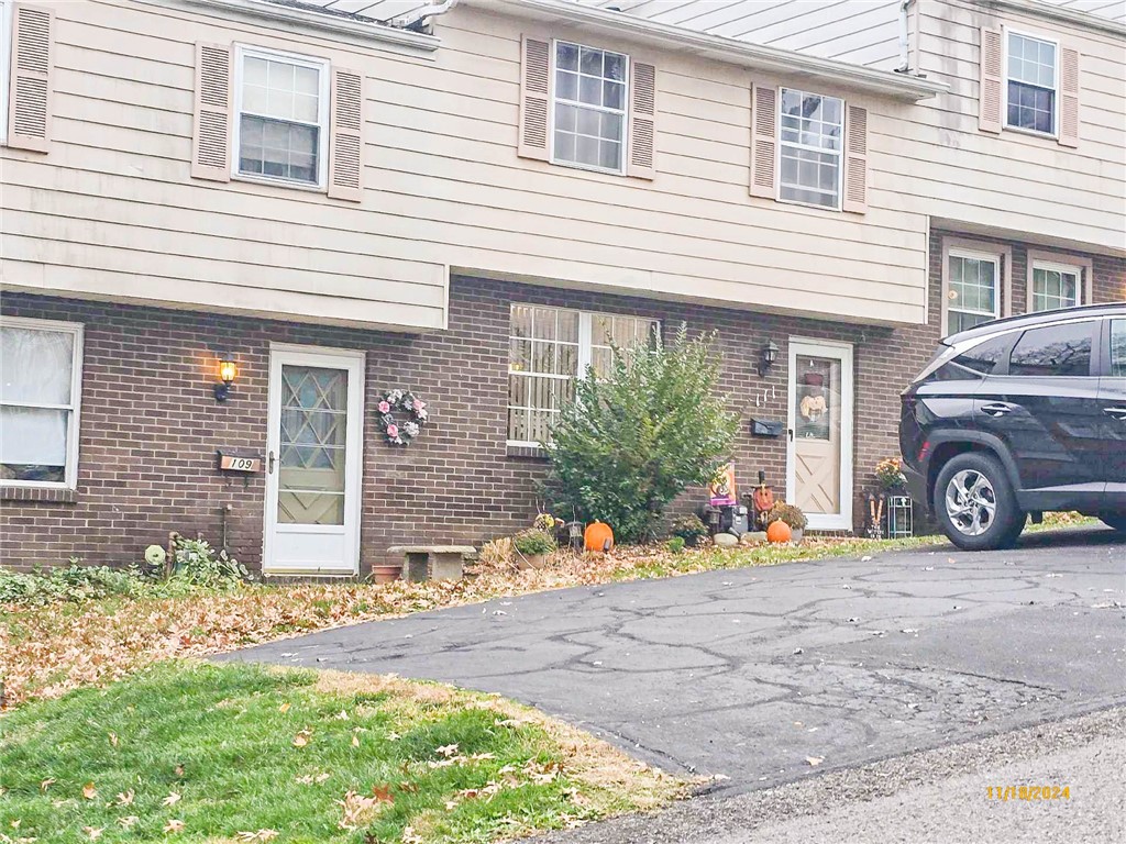 109 Old Meadow Rd Rd, Canonsburg, Pennsylvania image 3