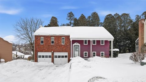 Photo of 106 Windmill Rd, Butler, PA 16002 (MLS # 1738420)