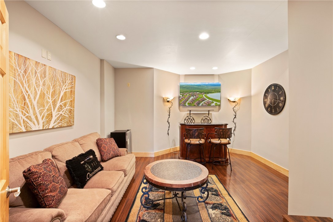 454 Southwind Circle