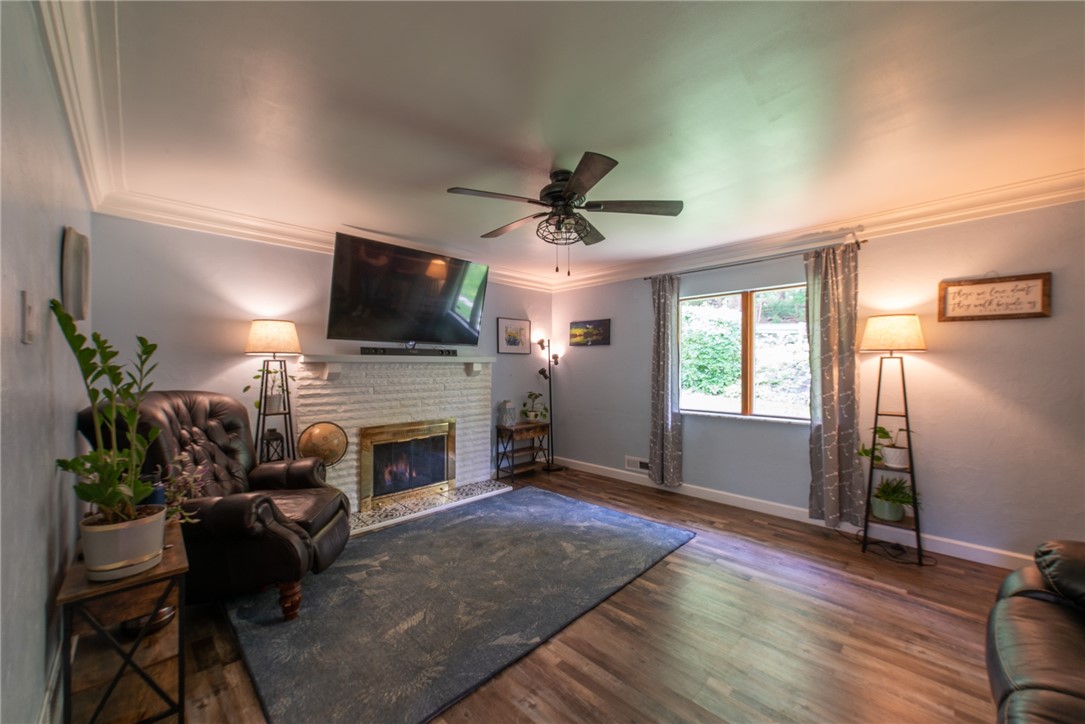 Penn Hills, Pennsylvania 15235, United States, 4 Bedrooms Bedrooms, ,3 BathroomsBathrooms,Residential,Contingent,152077