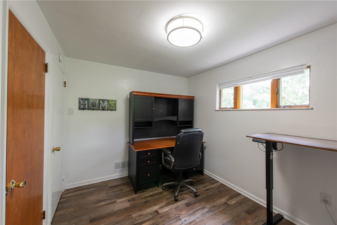 Penn Hills, Pennsylvania 15235, United States, 4 Bedrooms Bedrooms, ,3 BathroomsBathrooms,Residential,Contingent,152077