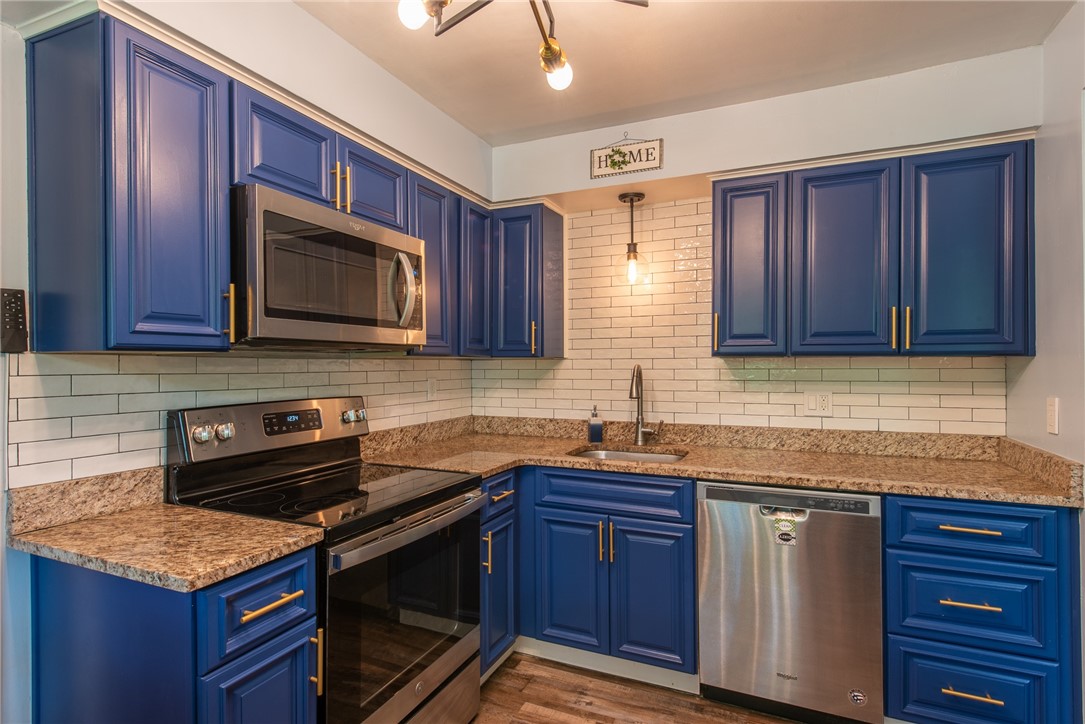 Penn Hills, Pennsylvania 15235, United States, 4 Bedrooms Bedrooms, ,3 BathroomsBathrooms,Residential,Contingent,152077