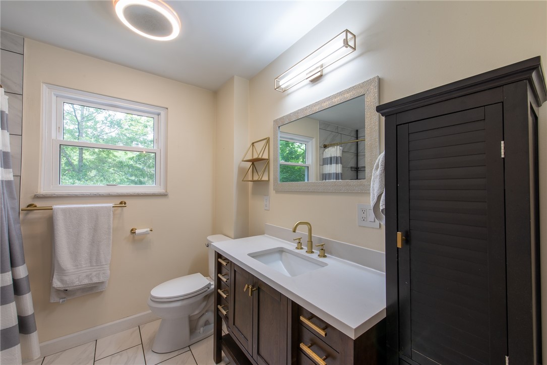 Penn Hills, Pennsylvania 15235, United States, 4 Bedrooms Bedrooms, ,3 BathroomsBathrooms,Residential,Contingent,152077