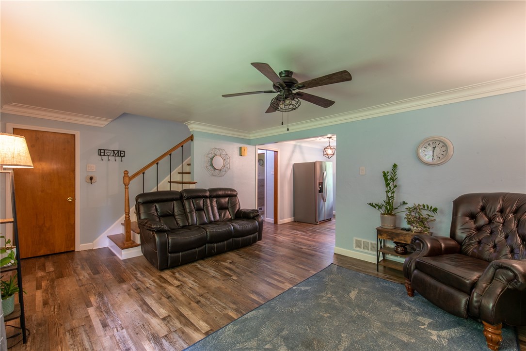 Penn Hills, Pennsylvania 15235, United States, 4 Bedrooms Bedrooms, ,3 BathroomsBathrooms,Residential,Contingent,152077