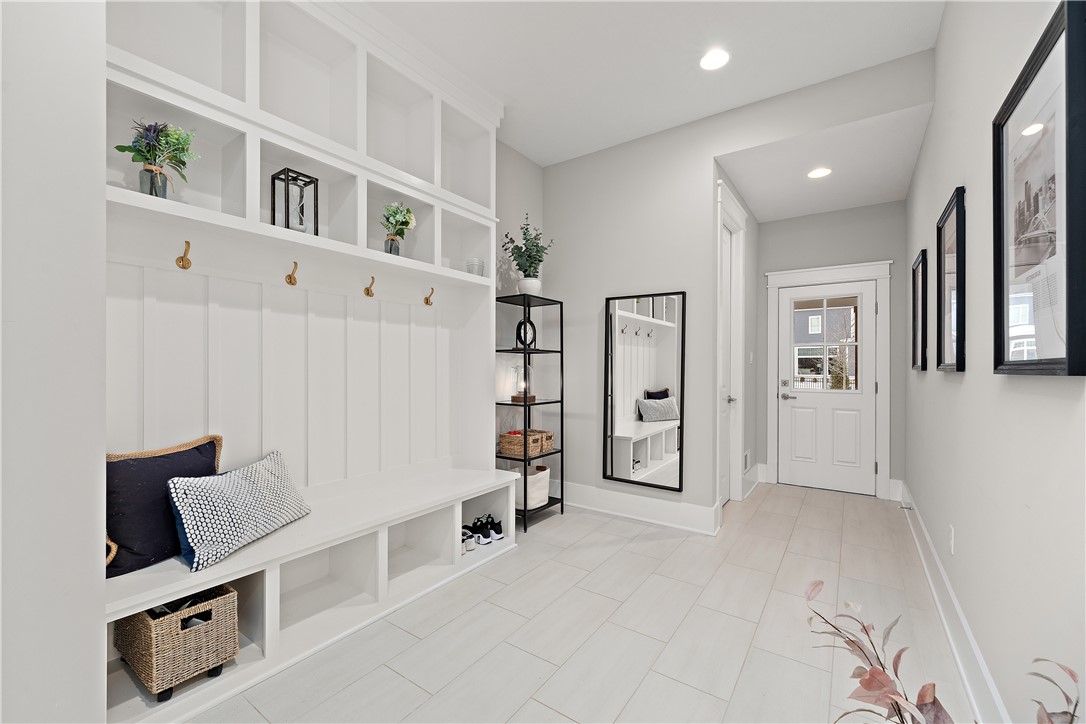 Cranberry Twp, Pennsylvania 16066, United States, 6 Bedrooms Bedrooms, ,6 BathroomsBathrooms,Residential,Active,81604