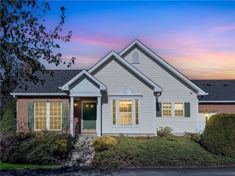 Photo of 2204 Greystone Dr, Coraopolis, PA 15108 (MLS # 1726239)