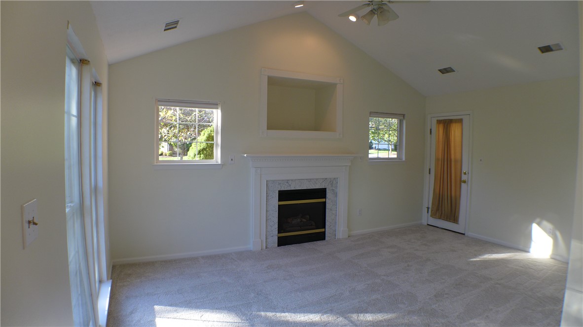 2204 Greystone Dr
